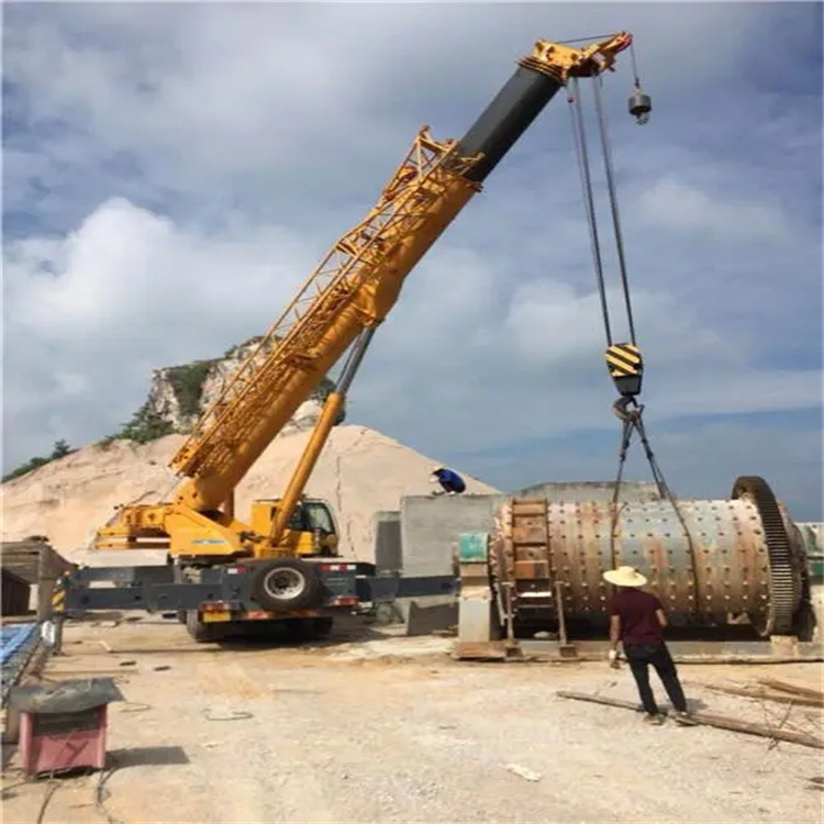 犍为吊车的运输费用是否包含在租赁费用中